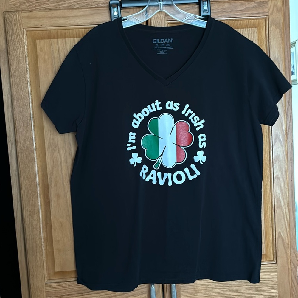 Women’s T shirt St Patty’s Preowned EUC